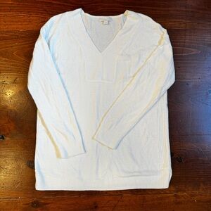 Barefoot Dreams Cozy Chic Ultra Lite- White V-Neck‎ Tunic Sweater. Size Large